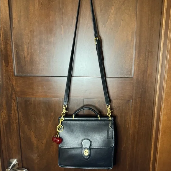 🖤 Vintage Coach Willis 🖤 - Picture 2 of 11